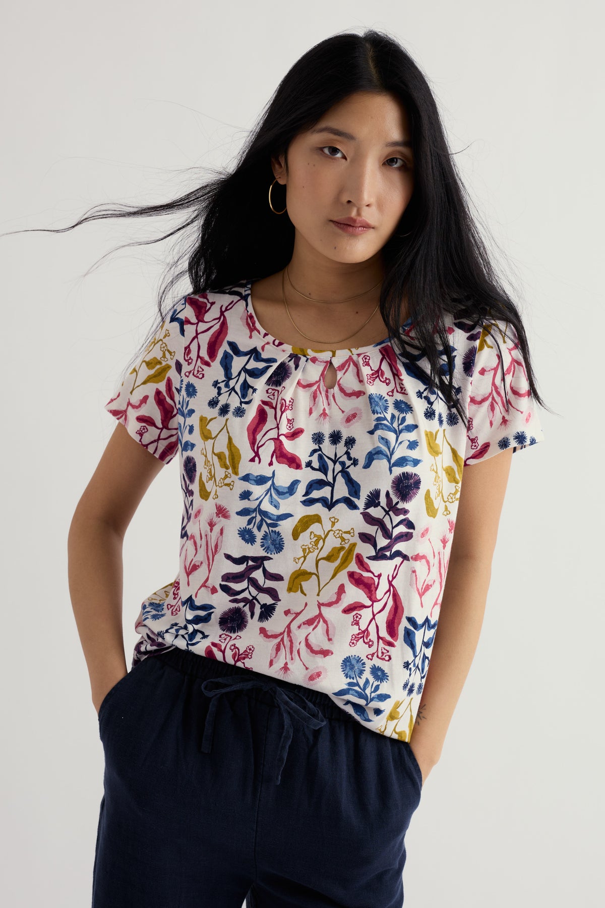 Appletree Keyhole Detail T-Shirt