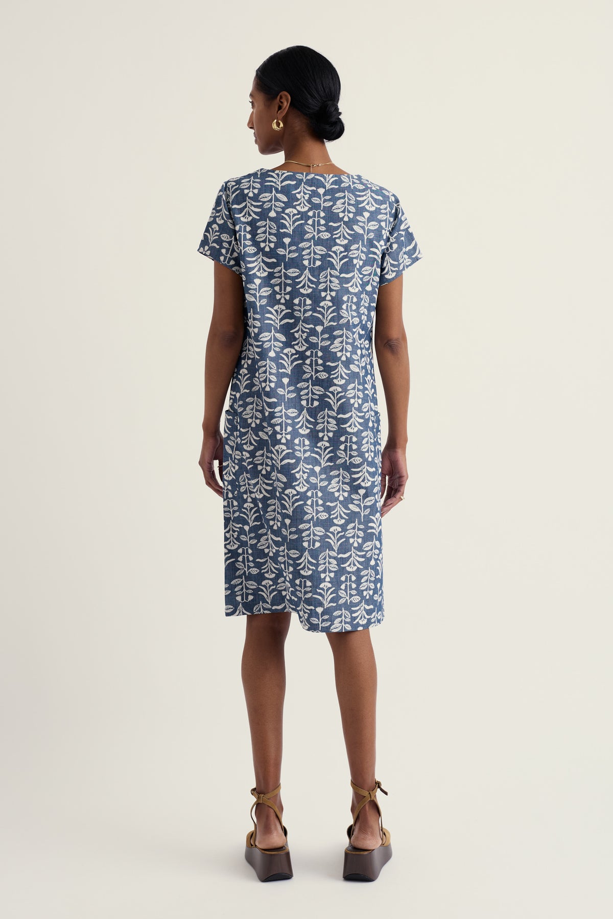 River Cove Shift Dress in Organic Cotton Chambray