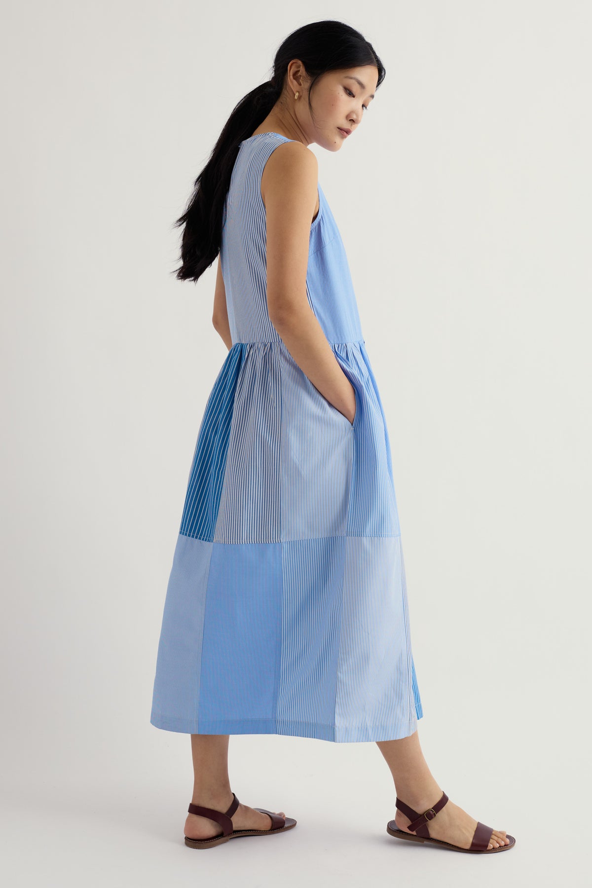 Beyond Retro Sleeveless Brouse Dress