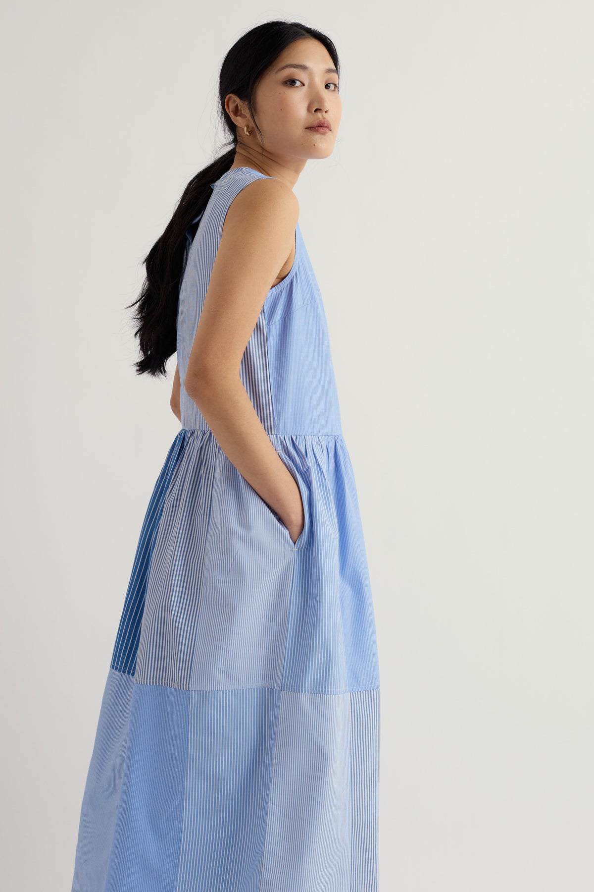 Beyond Retro Sleeveless Brouse Dress