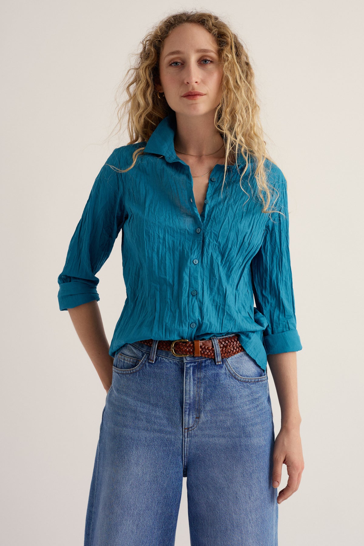 Larissa Plain Shirt in Crinkled Organic Cotton