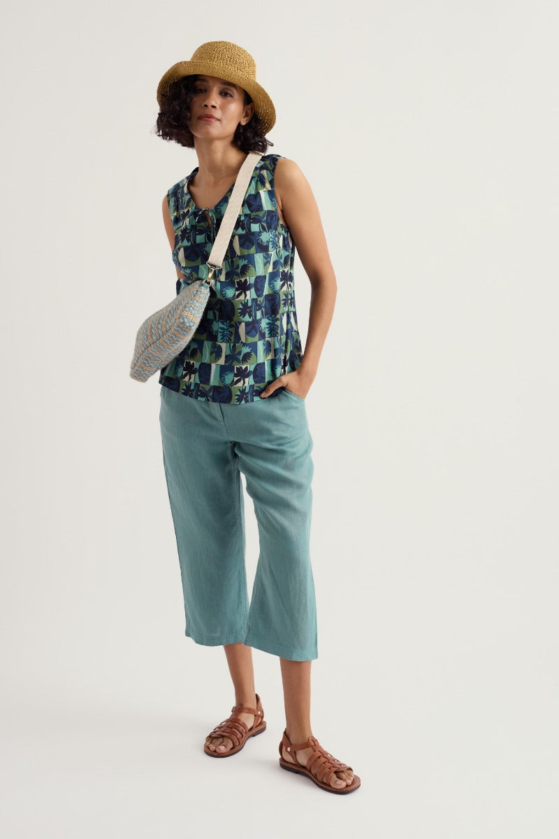 Brawn Point Straight Leg Crops